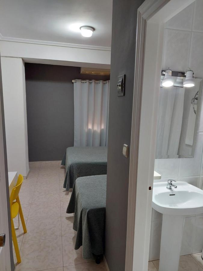 Hotel Cervantes Маора Экстерьер фото