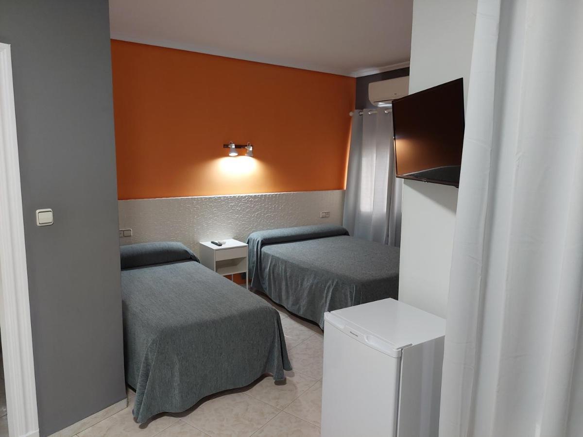 Hotel Cervantes Маора Экстерьер фото