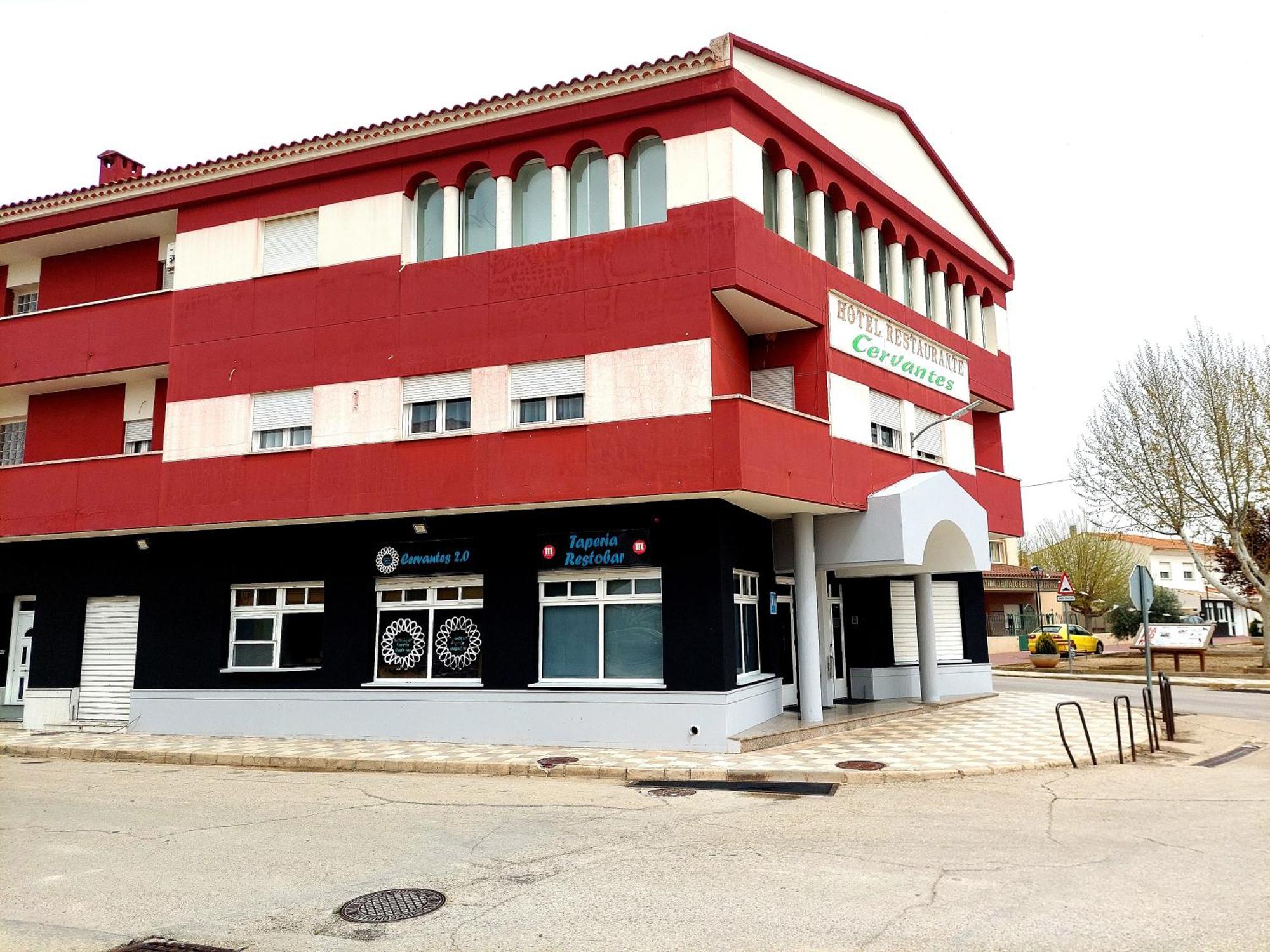 Hotel Cervantes Маора Экстерьер фото